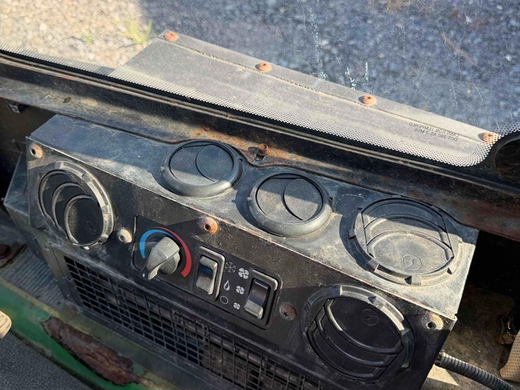 john-deere-1445-image-25