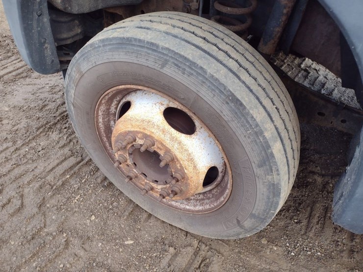 ford-f450-image-17