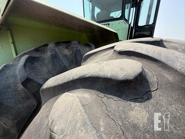 steiger-bearcat-iii-st225-image-11