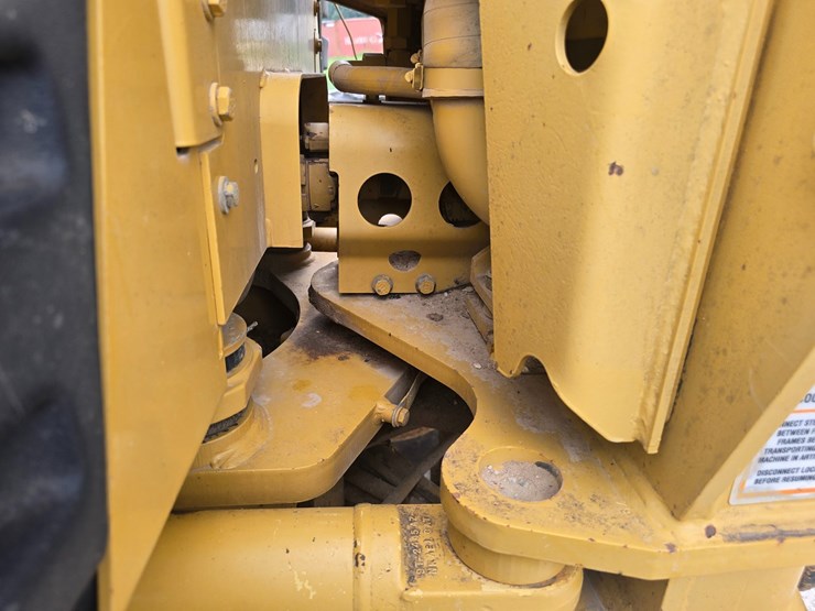 2007-caterpillar-12h-image-70