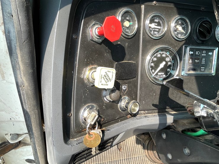 1988-ford-l8000-image-62