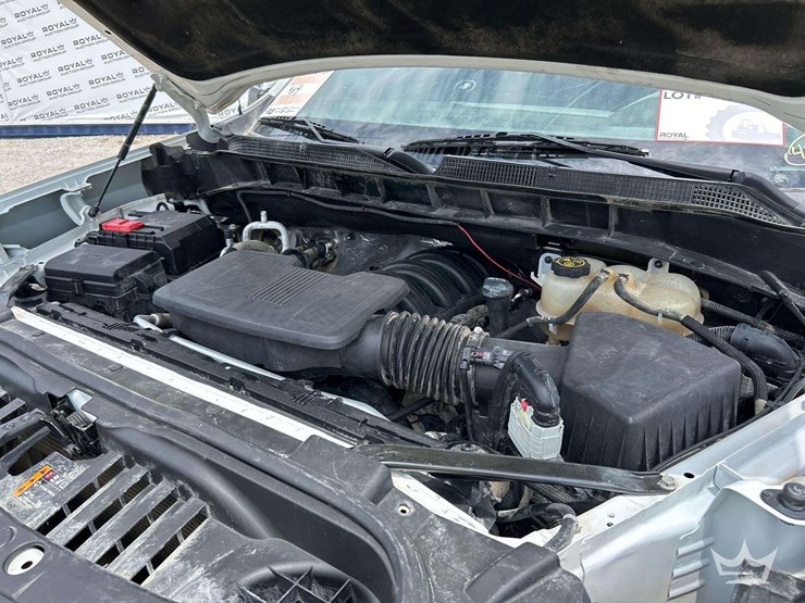 2023-chevrolet-silverado-1500-image-7