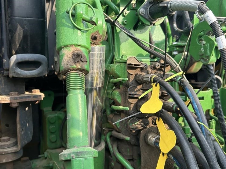 john-deere-6175r-image-34
