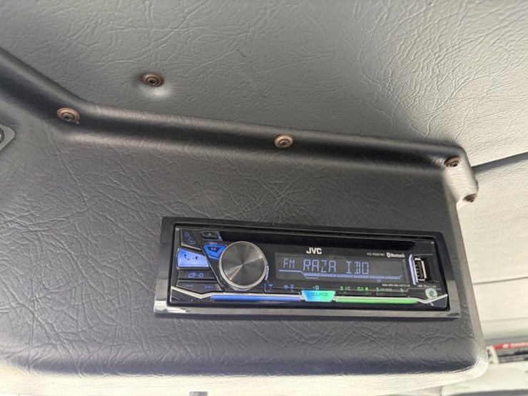 2011-autocar-xpeditor-image-25