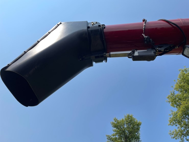 2018-case-ih-7240-image-88