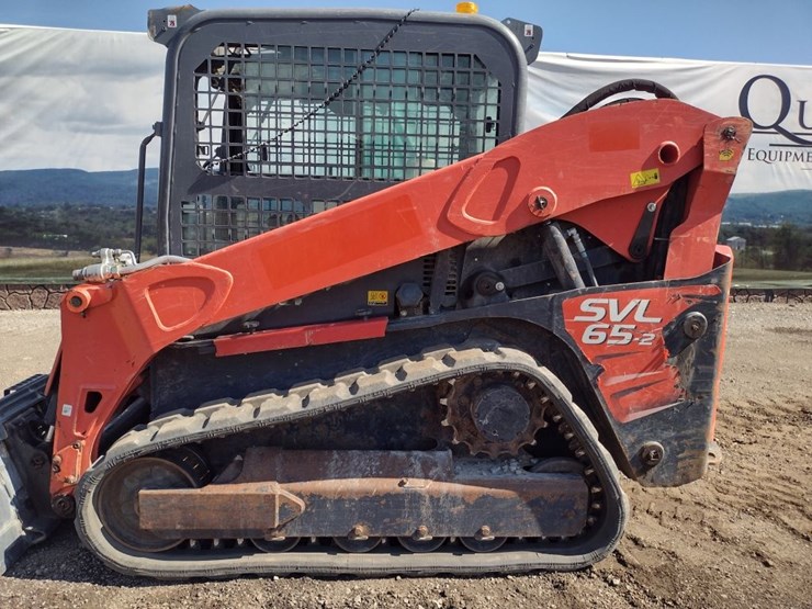 kubota-svl65-2-image-13