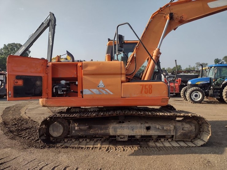 doosan-dx140-lc-image-26