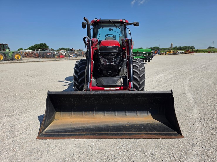 2022-case-ih-maxxum-145-image-2