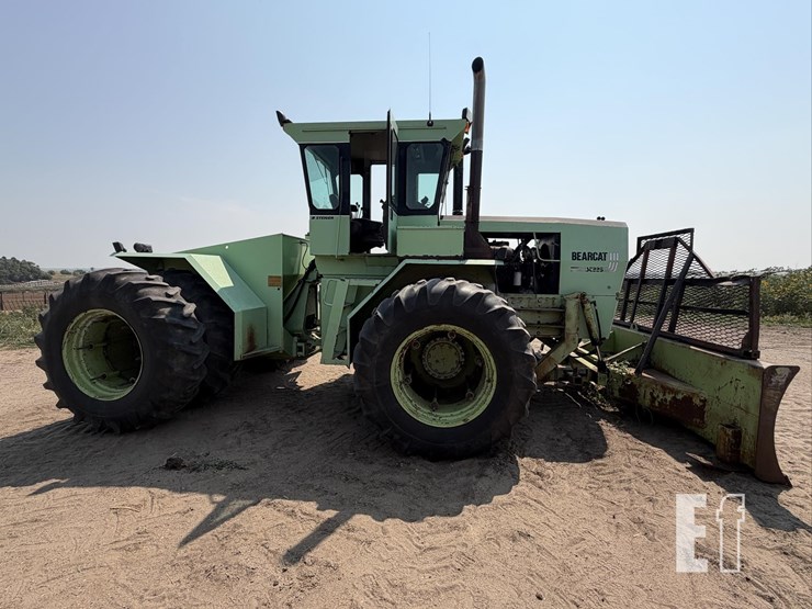 steiger-bearcat-iii-st225-image-4