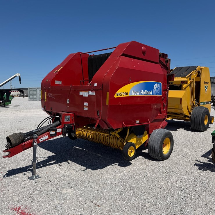 2012 NEW HOLLAND BR7090
