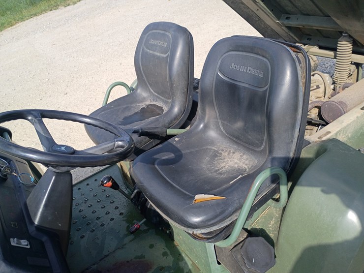 2000-john-deere-gator-image-18