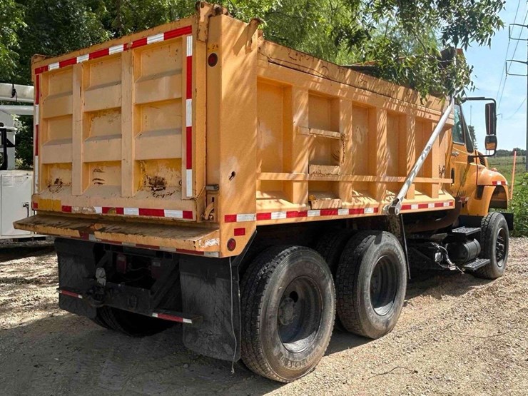 2011-international-workstar-7500-image-4