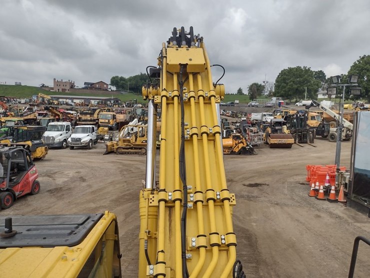 komatsu-pc360-lci-11-image-46