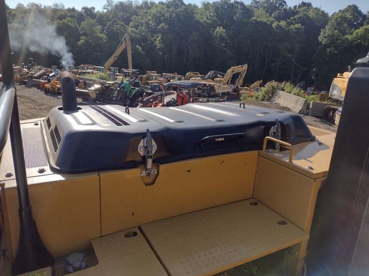 caterpillar-318e-image-33