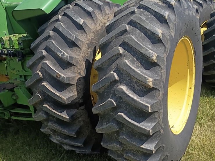 john-deere-8430-image-4