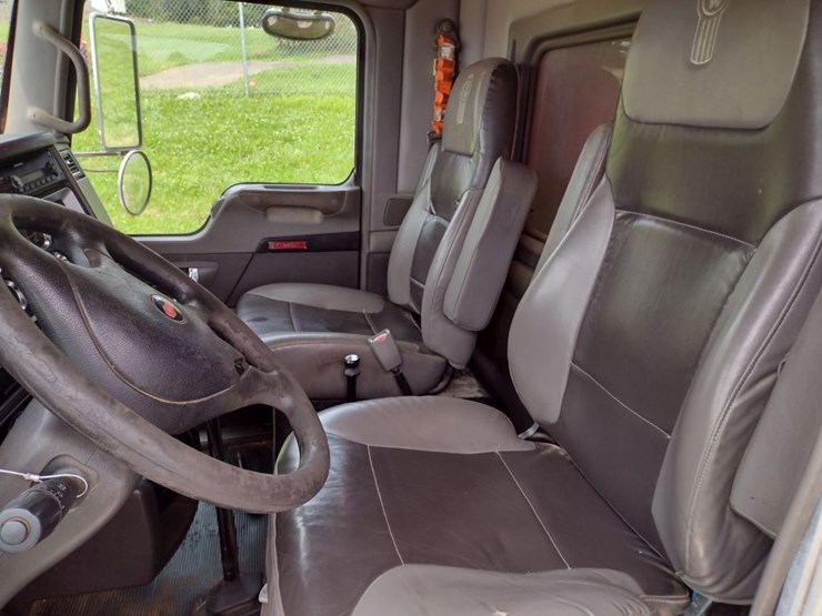 kenworth-t800-image-15