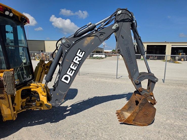 2015-deere-310sl-image-16