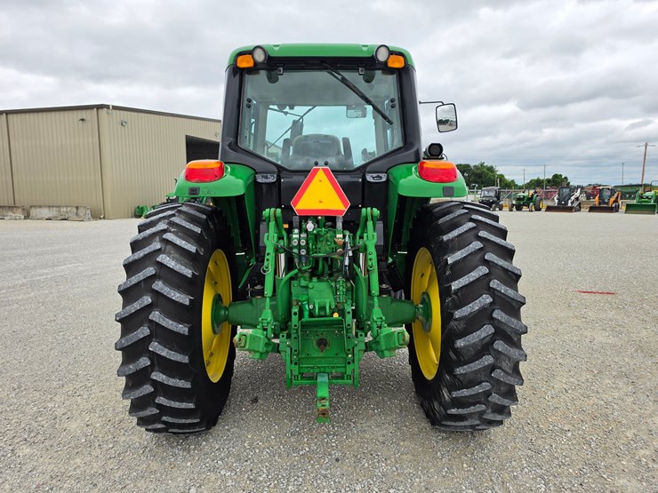 2008-john-deere-7330-image-16