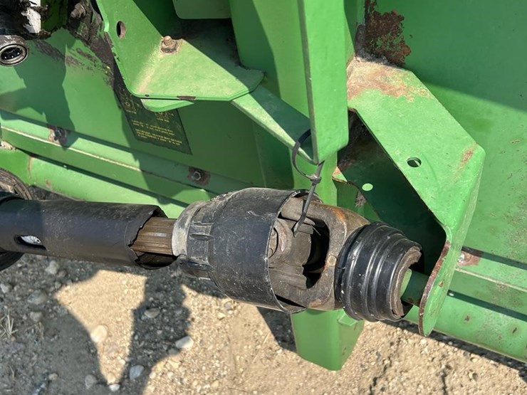 2004-john-deere-630f-image-22