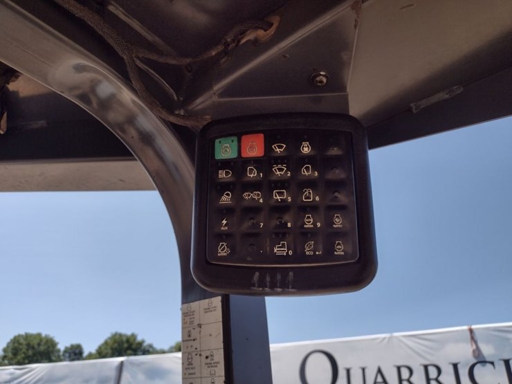 deere-450k-lgp-image-9