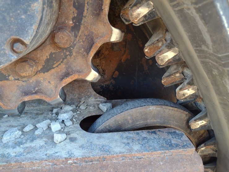 kubota-svl65-2-image-14