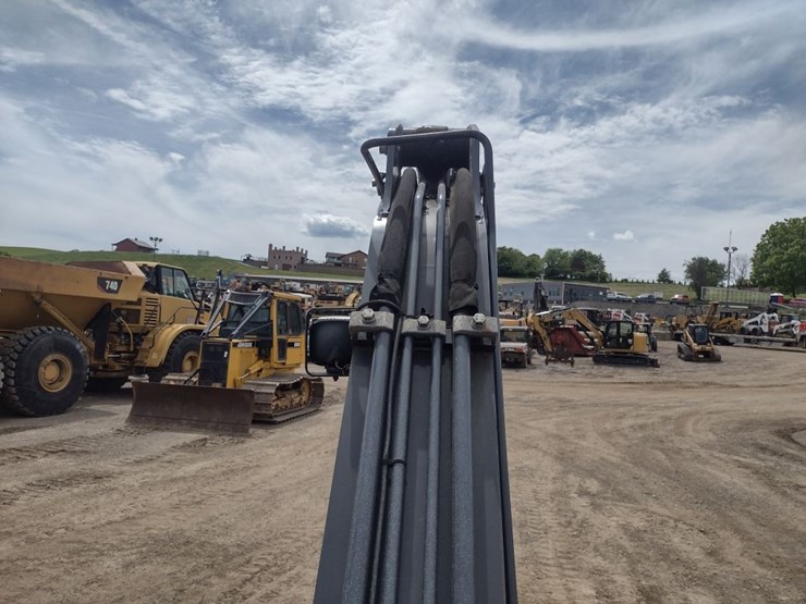 deere-60g-image-28