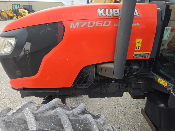 2015-kubota-m7060-image-8