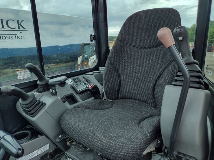 bobcat-e45-image-11