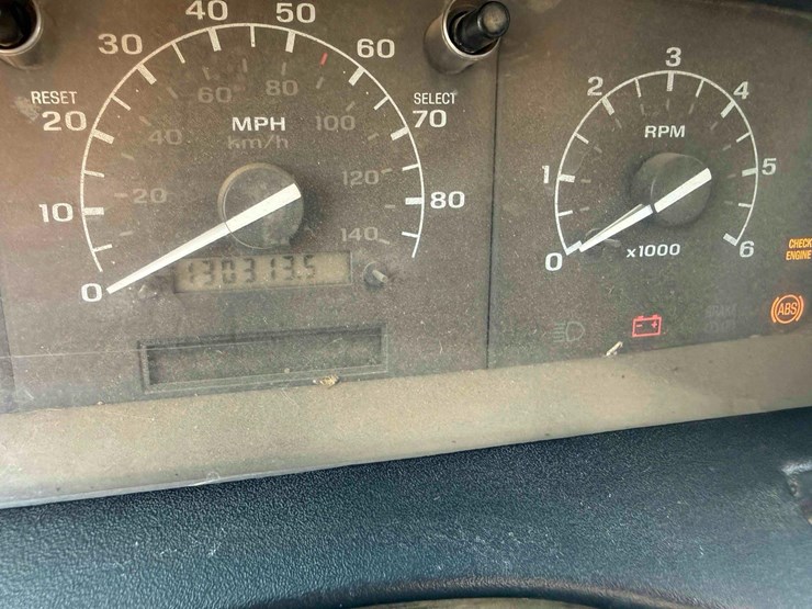 1995-ford-f350-image-10
