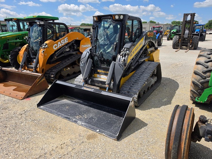 2021-new-holland-c345-image-25
