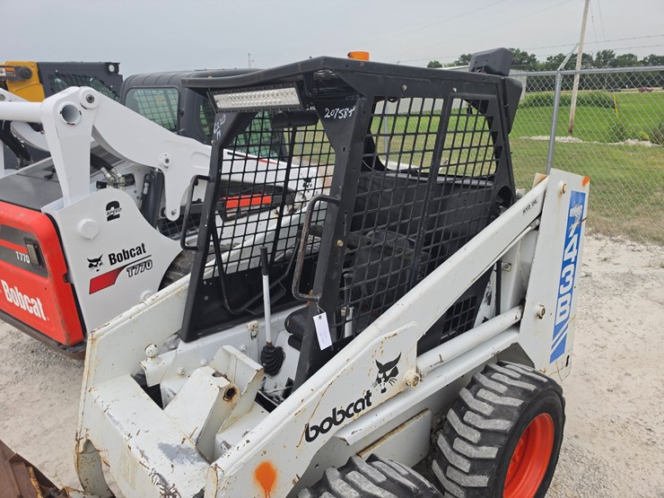 1991-bobcat-743b-image-11
