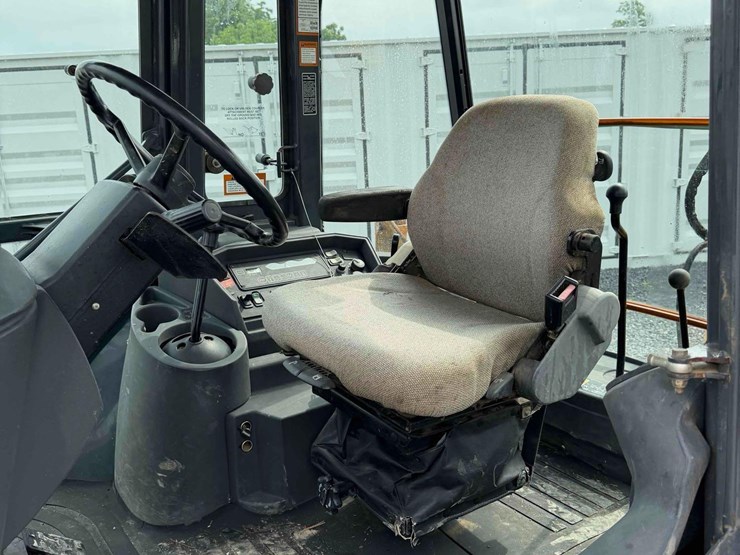 2003-deere-310sg-image-18