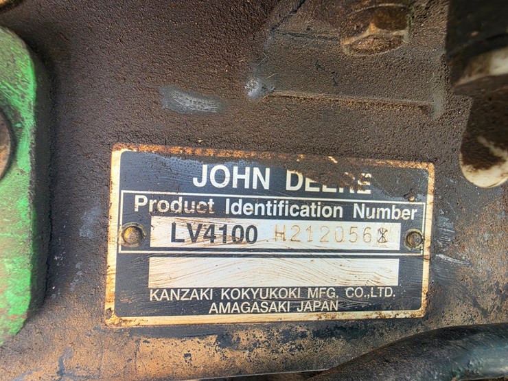 1999-john-deere-4100-image-17