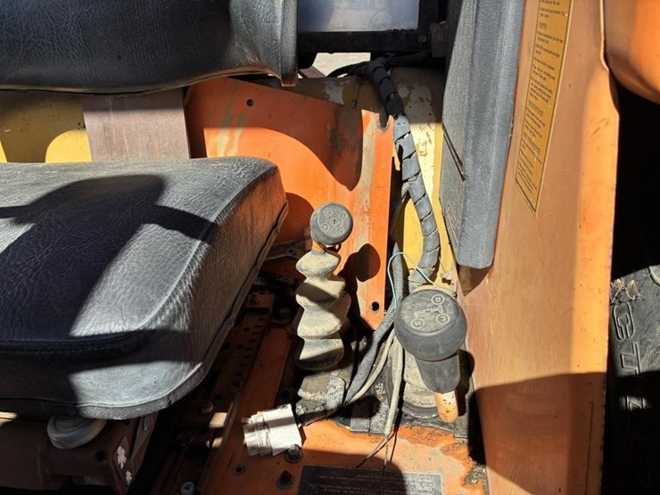 case-ih-4240-image-19