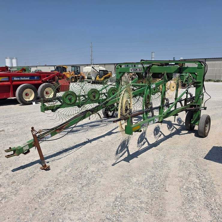 2015 FRONTIER WR3313