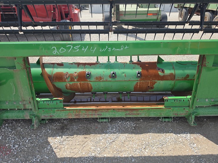2011-john-deere-630f-image-8