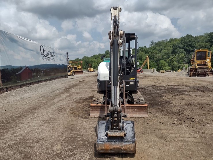 bobcat-e32i-image-2