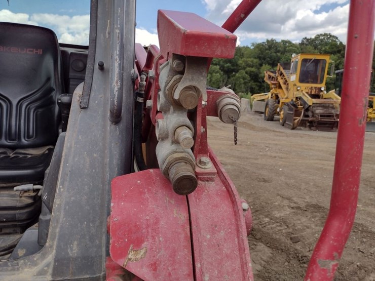 takeuchi-tl8r2-image-34