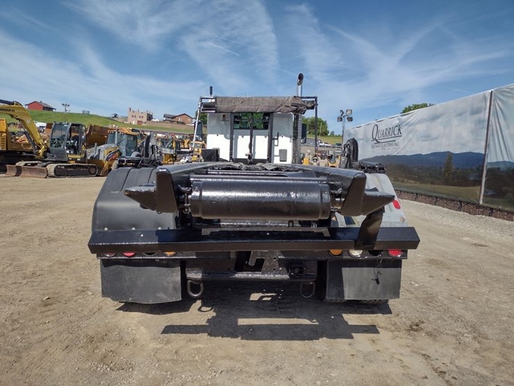 kenworth-t880-image-4