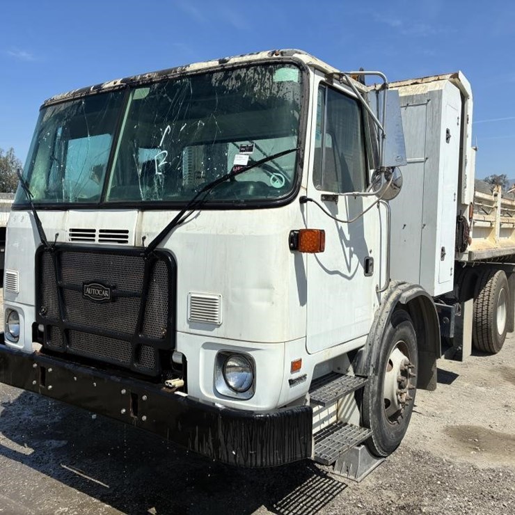 2011 AUTOCAR XPEDITOR