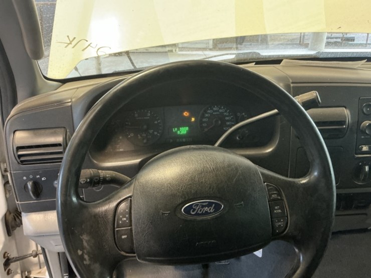 2005-ford-f250-image-16