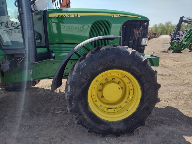 john-deere-7520-image-18
