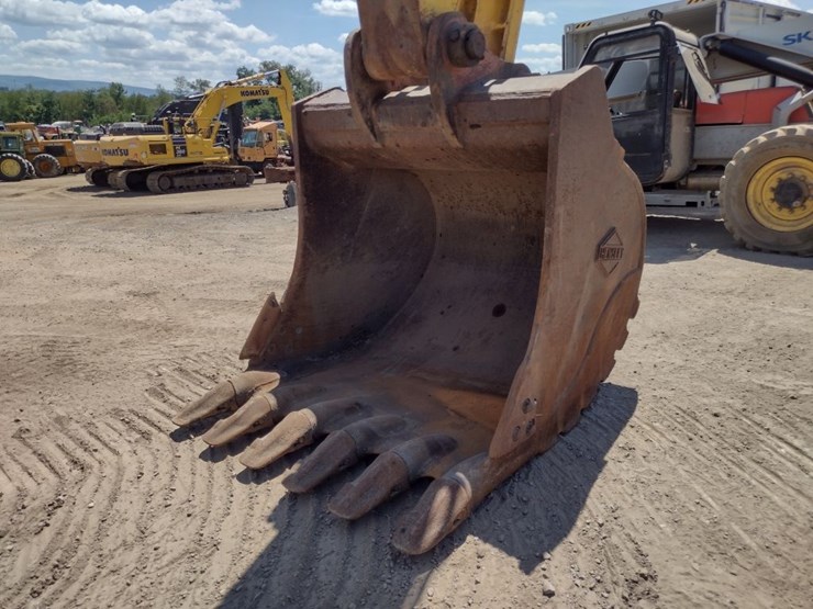 komatsu-pc450-lc-8-image-23