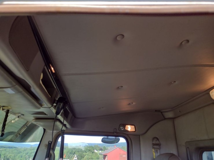 kenworth-w900-image-14