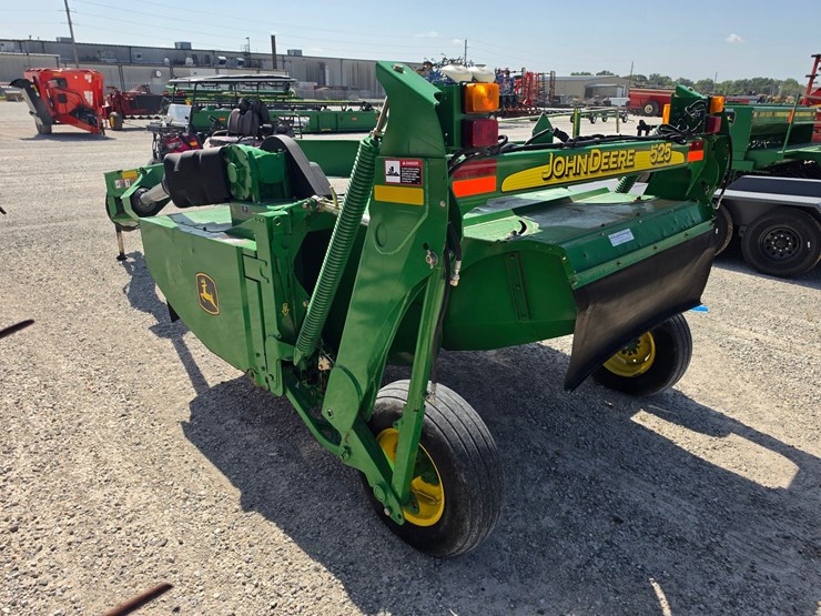 2005-john-deere-525-image-9
