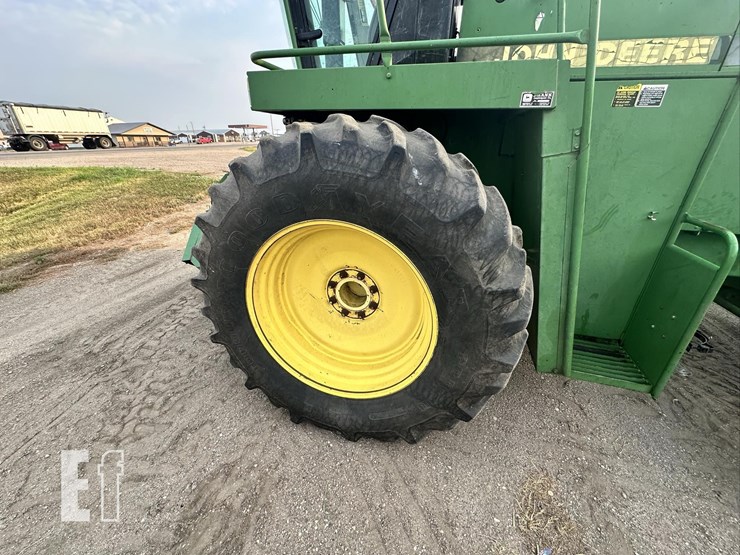 1996-john-deere-6710-image-35