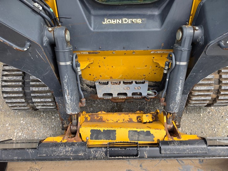 2018-deere-333g-image-5