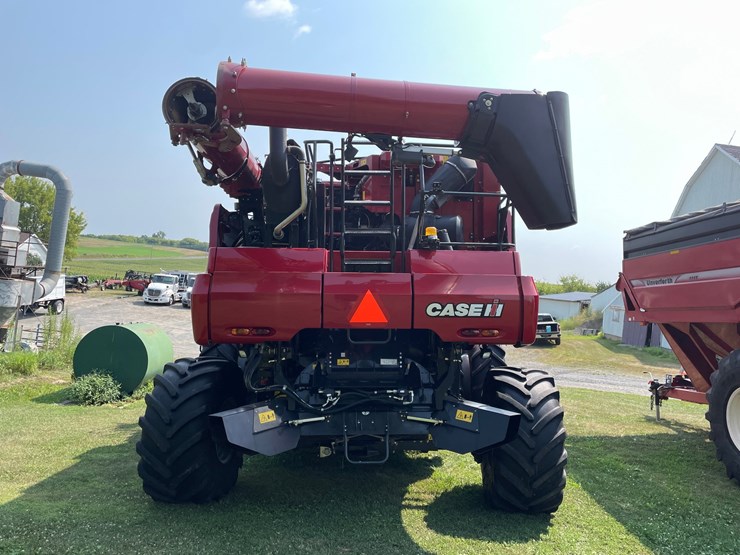 2018-case-ih-7240-image-5