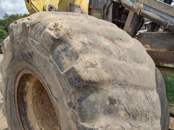 deere-648l-image-38