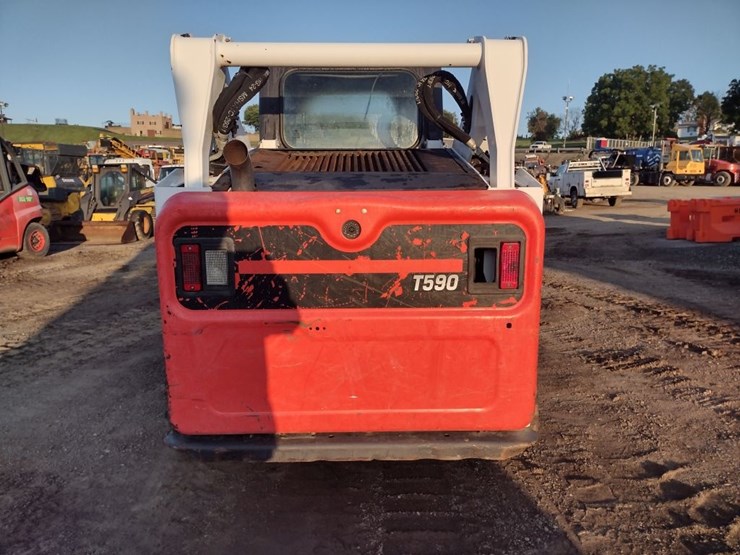 bobcat-t590-image-4